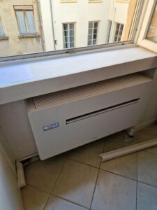 Quelles sont les contraintes techniques pour installer un climatiseur monobloc ?