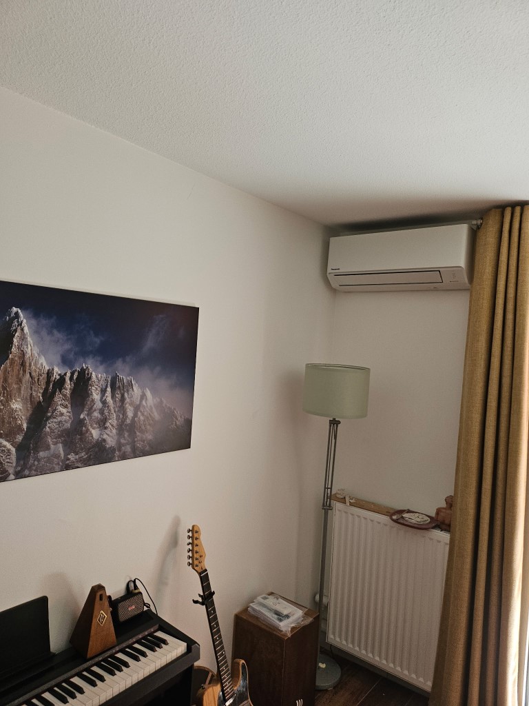 clim Panasonic Tri-split Panasonic : réalisation dans une maison à Lyon 4